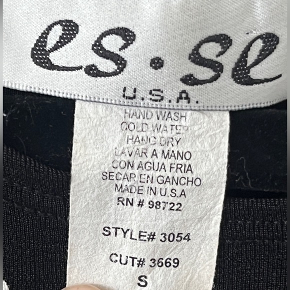 Es Se Maxi Dress Womens SMALL Black Slinky Long Fish Coastal Aztec Print Boho - Picture 6 of 6